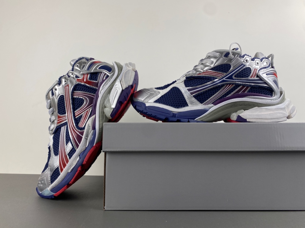 Balenciaga 7.5 Sneaker 019