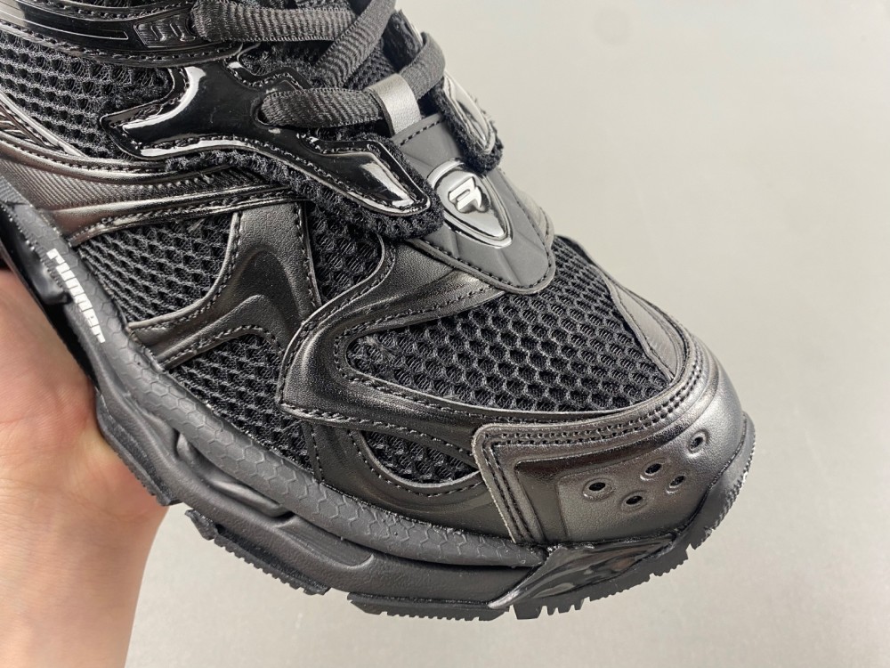 Balenciaga 7.5 Sneaker 020