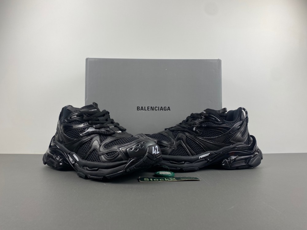 Balenciaga 7.5 Sneaker 020
