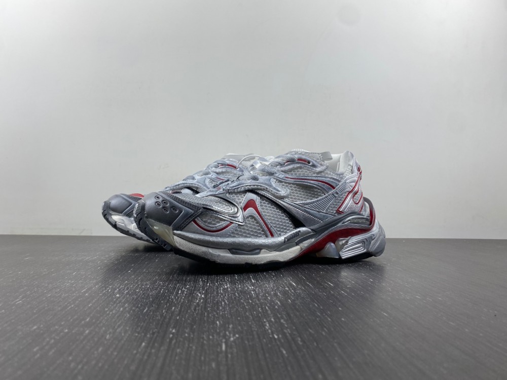 Balenciaga 7.5 Sneaker 021