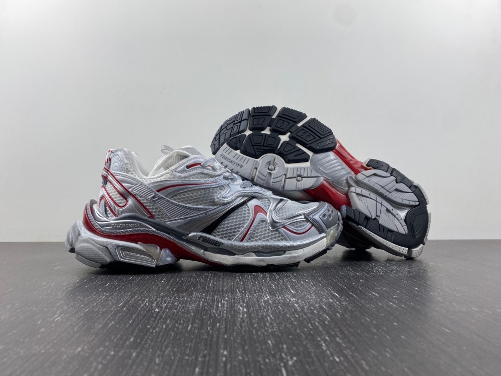 Balenciaga 7.5 Sneaker 021