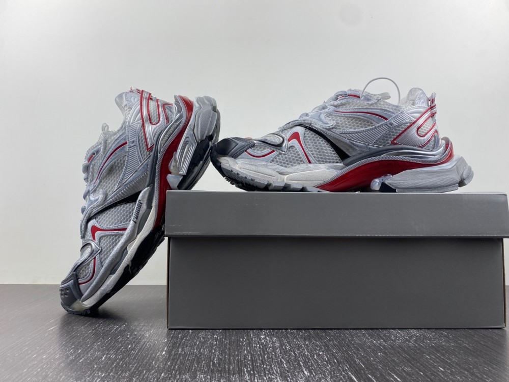 Balenciaga 7.5 Sneaker 021