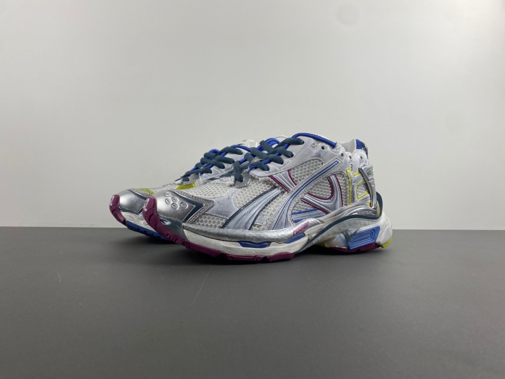 Balenciaga 7.5 Sneaker 023