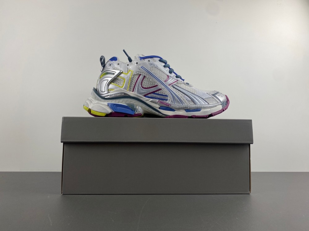 Balenciaga 7.5 Sneaker 023