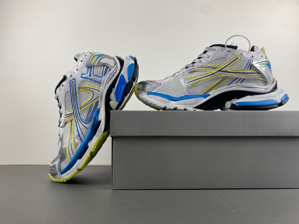 Balenciaga 7.5 Sneaker 024