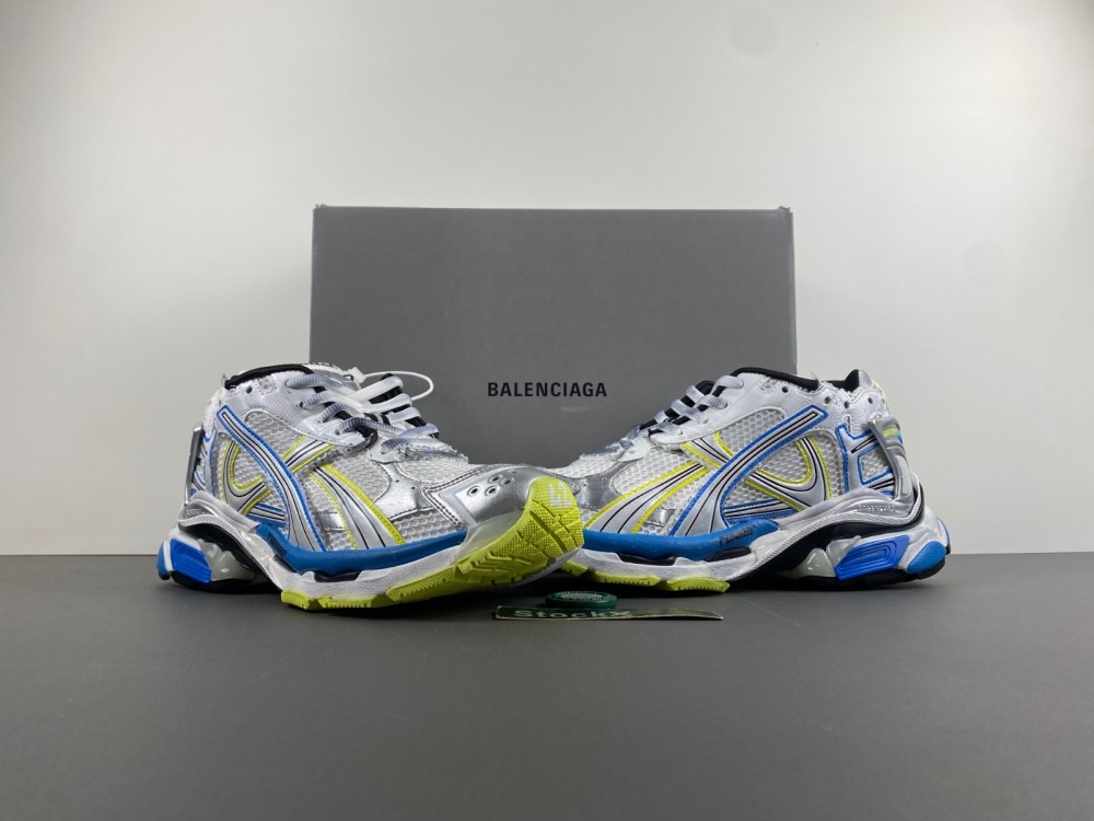 Balenciaga 7.5 Sneaker 024