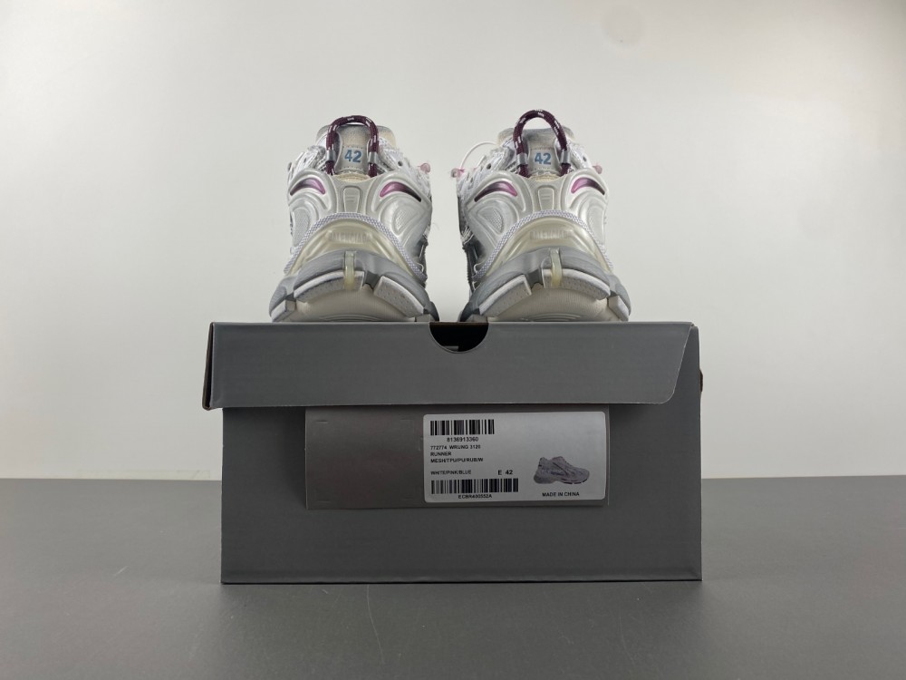 Balenciaga 7.5 Sneaker 028