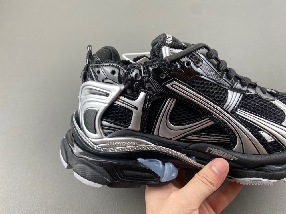 Balenciaga 7.5 Sneaker 036