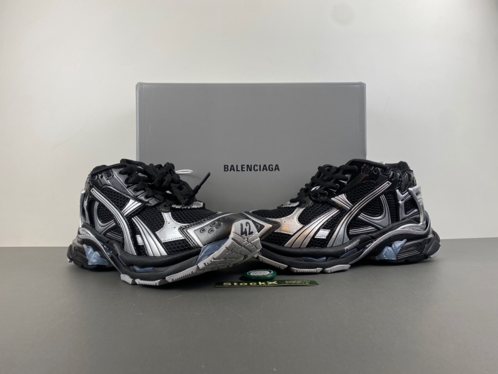 Balenciaga 7.5 Sneaker 036