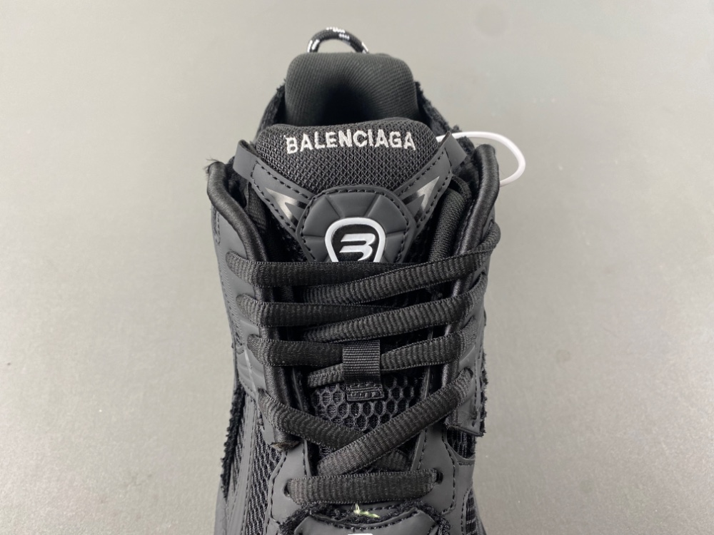 Balenciaga 7.5 Sneaker 038
