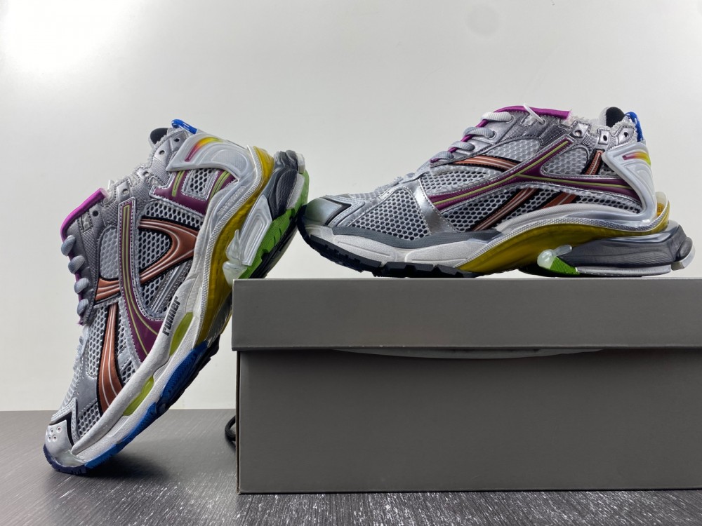 Balenciaga 7.5 Sneaker 040