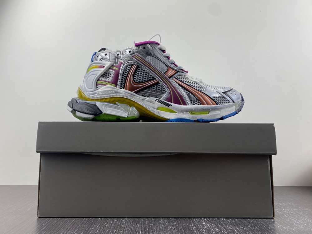 Balenciaga 7.5 Sneaker 040