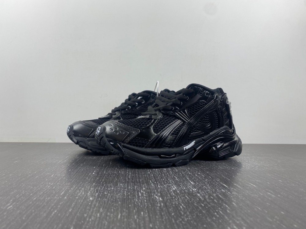 Balenciaga 7.5 Sneaker 041