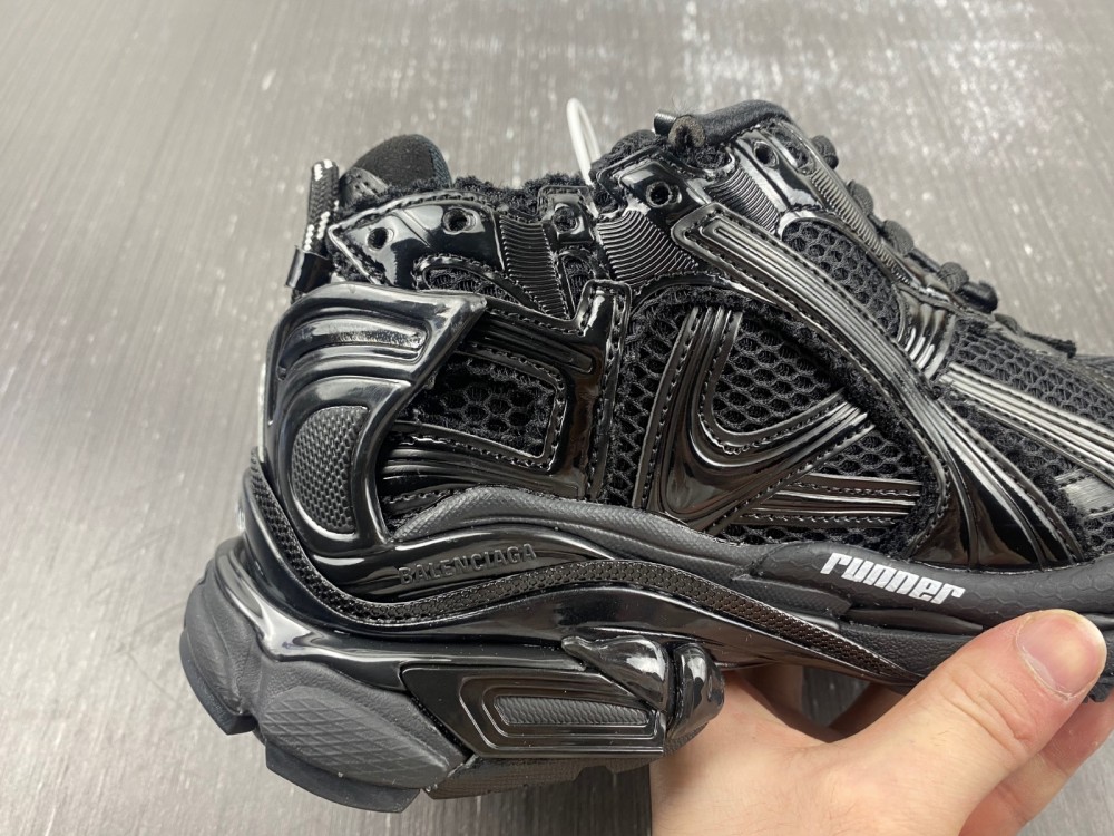 Balenciaga 7.5 Sneaker 041