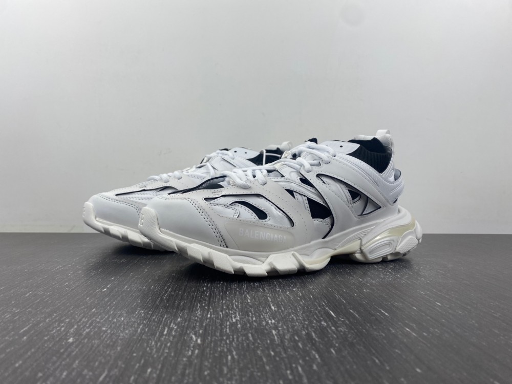 Balenciaga 3.0 Sneaker 002