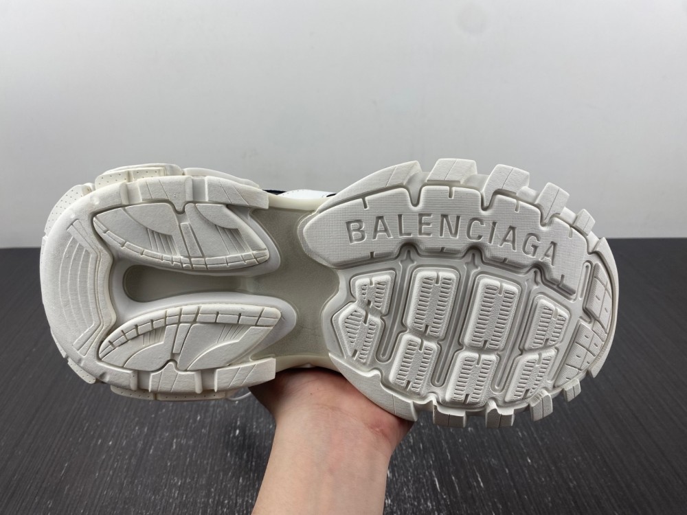 Balenciaga 3.0 Sneaker 002