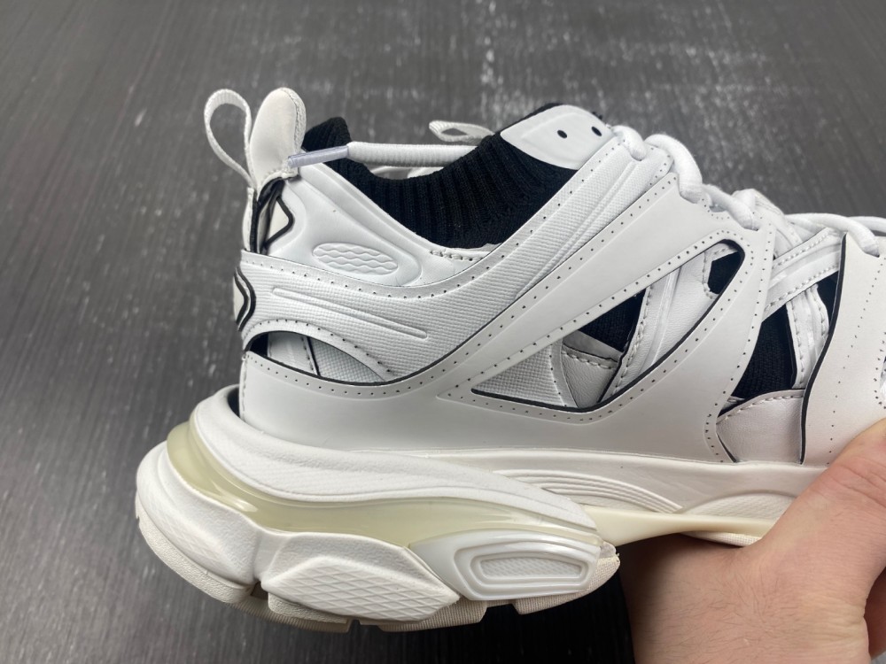 Balenciaga 3.0 Sneaker 005