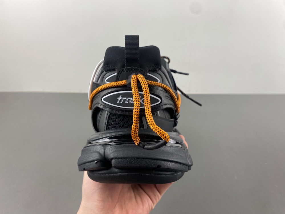 Balenciaga Track Trail Laces 3.0 009