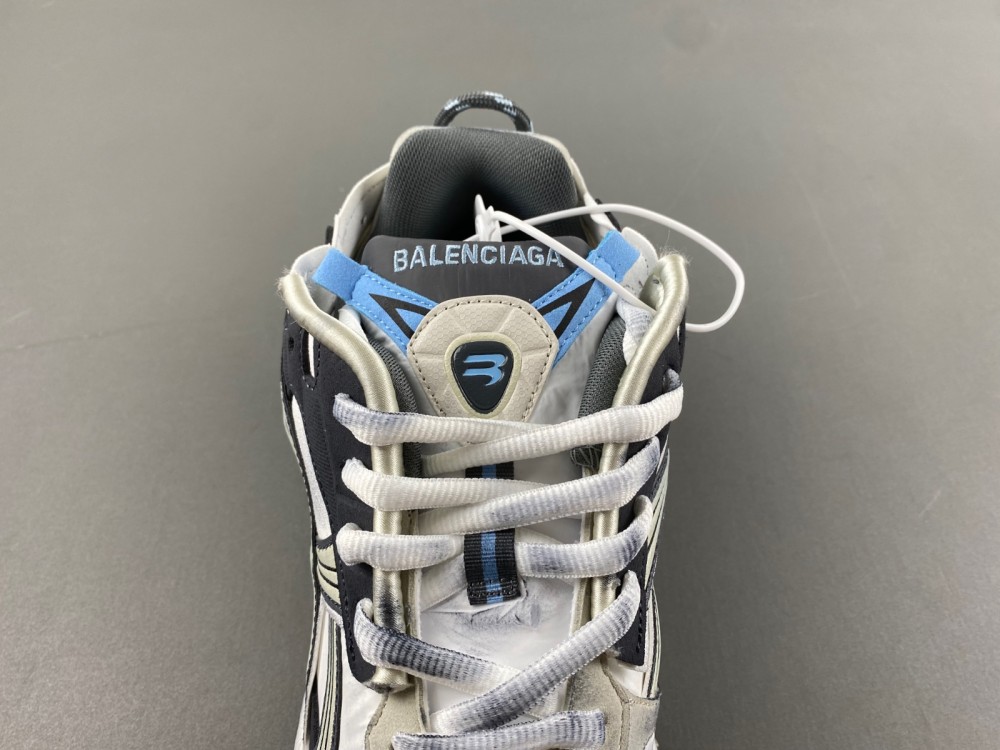 Balenciaga 7.5 Sneaker 043