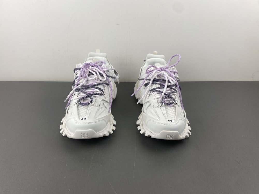 Balenciaga Track Trail Laces 3.0 011