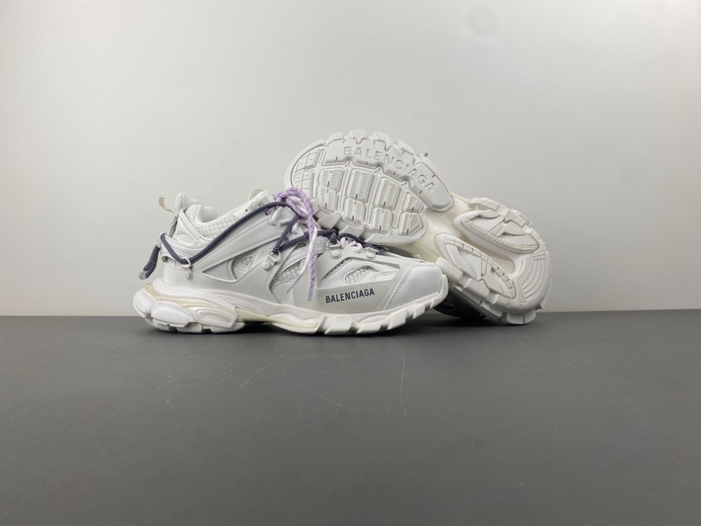 Balenciaga Track Trail Laces 3.0 011