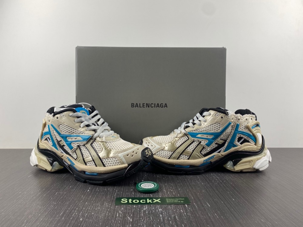 Balenciaga 7.0 Sneaker 005
