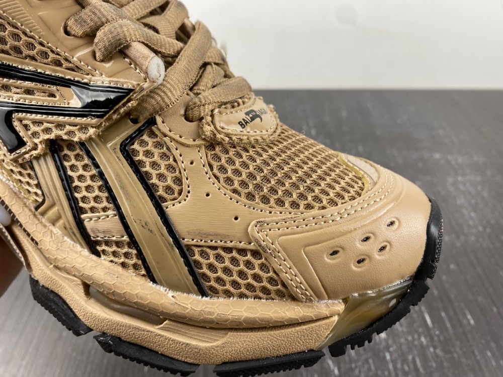 Balenciaga 7.0 Sneaker 006