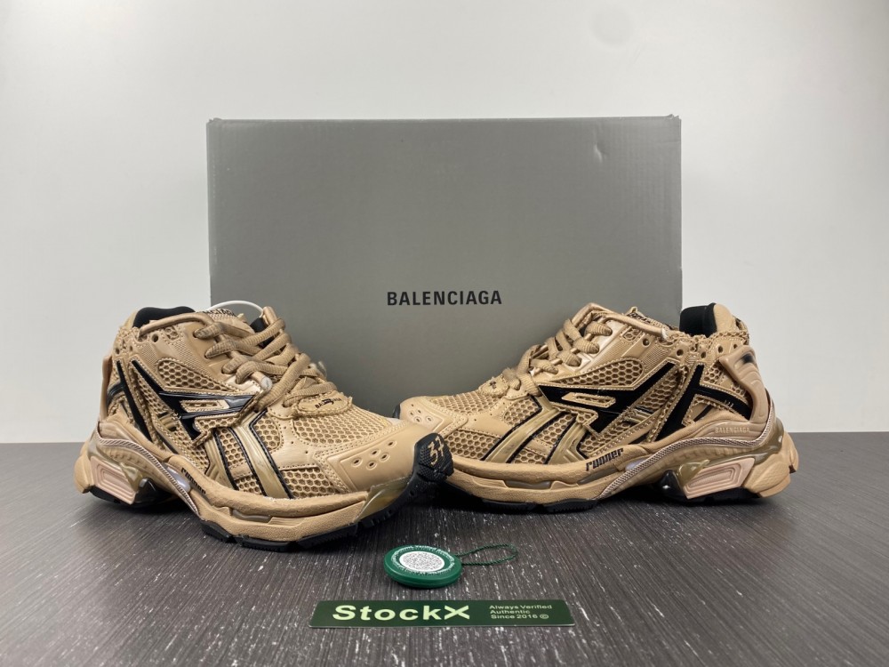 Balenciaga 7.0 Sneaker 006