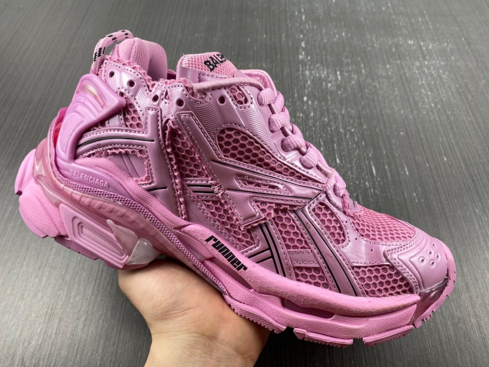 Balenciaga 7.0 Sneaker 009