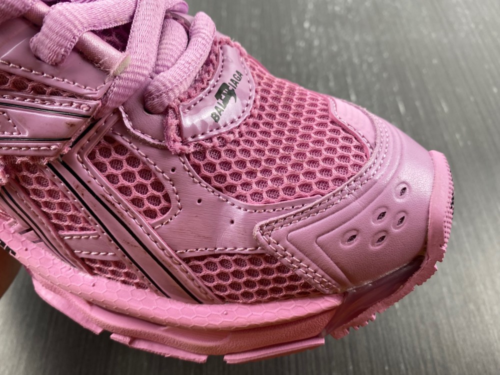 Balenciaga 7.0 Sneaker 009
