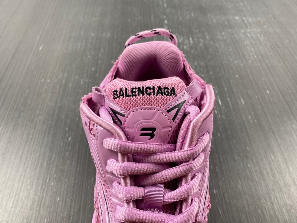 Balenciaga 7.0 Sneaker 009