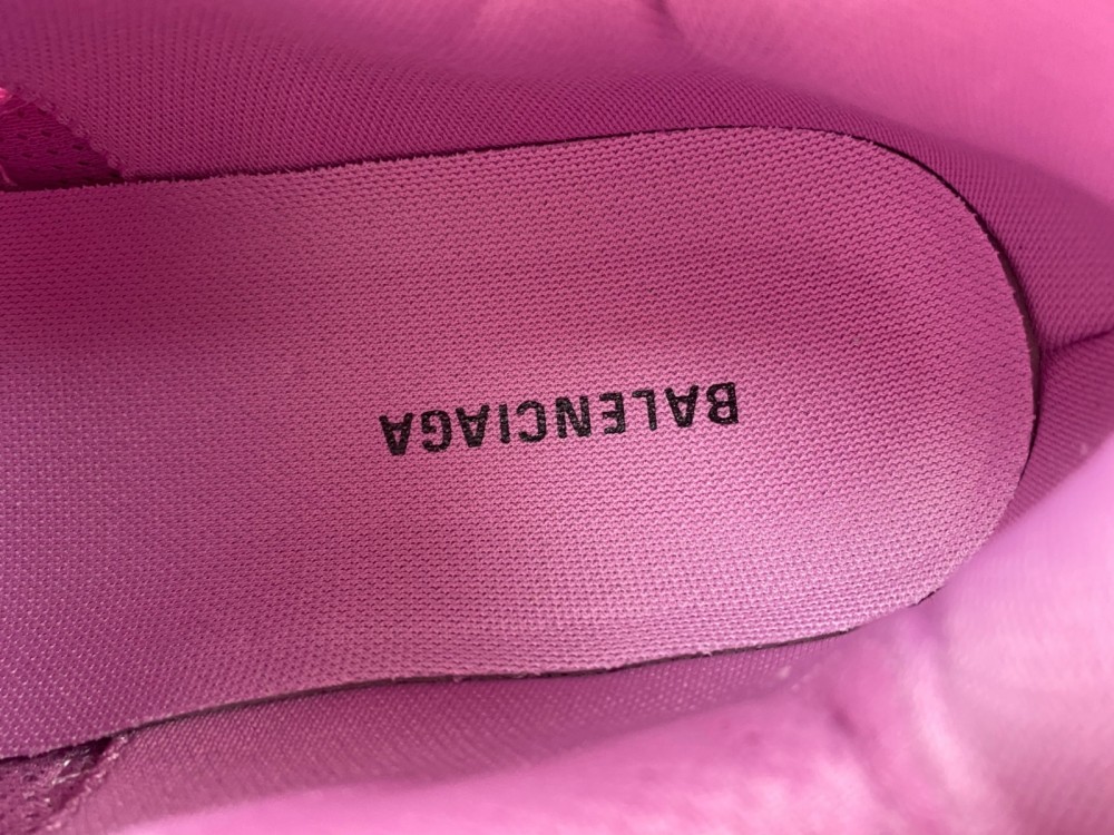 Balenciaga 7.0 Sneaker 009