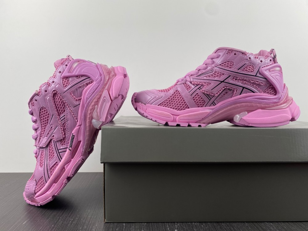 Balenciaga 7.0 Sneaker 009