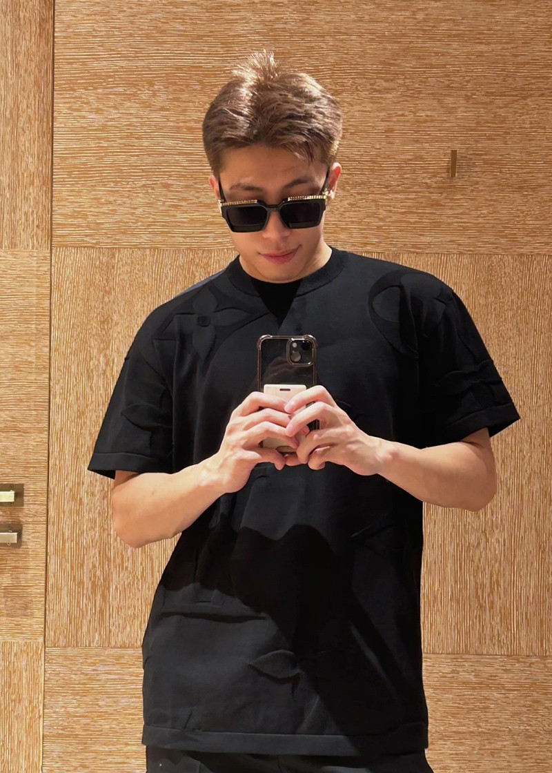 LV Monogram T-shirt B7060 004