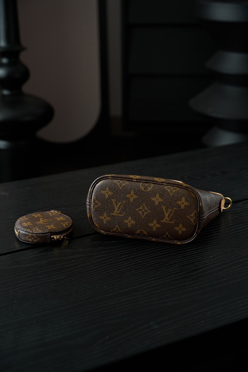 Neverfull BB M46705