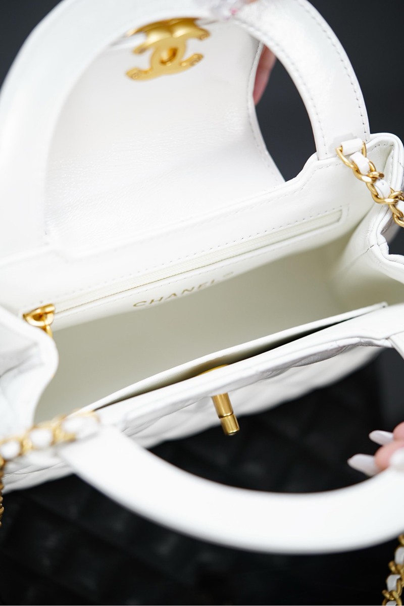Chanel 23K Kelly White Handbag