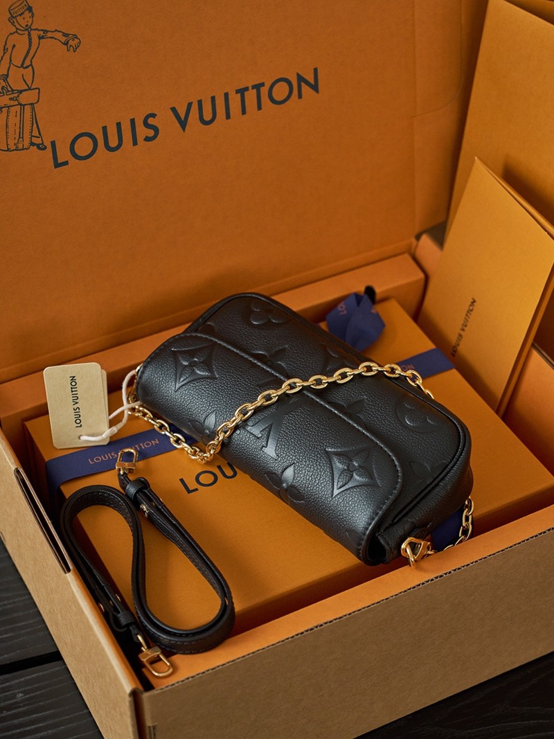 Wallet On Chain Ivy M82154