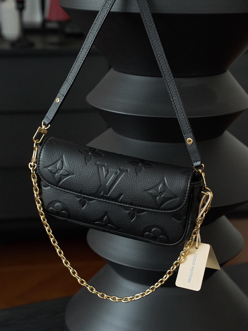 Wallet On Chain Ivy M82154