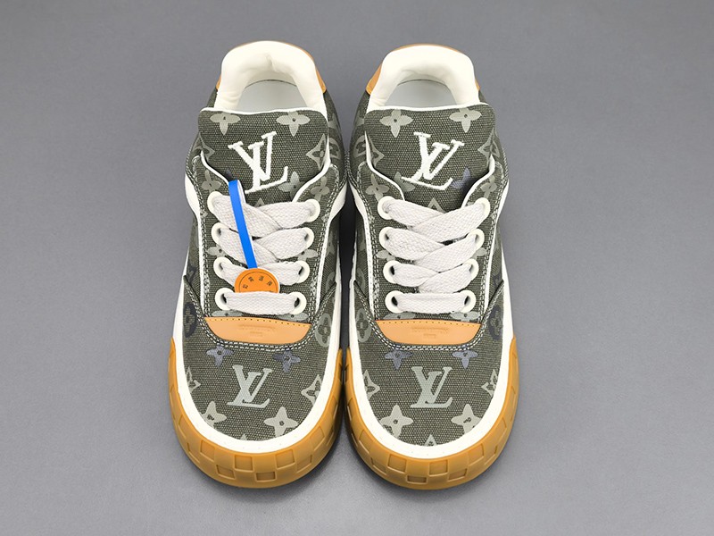 LV Tilted Sneaker 001