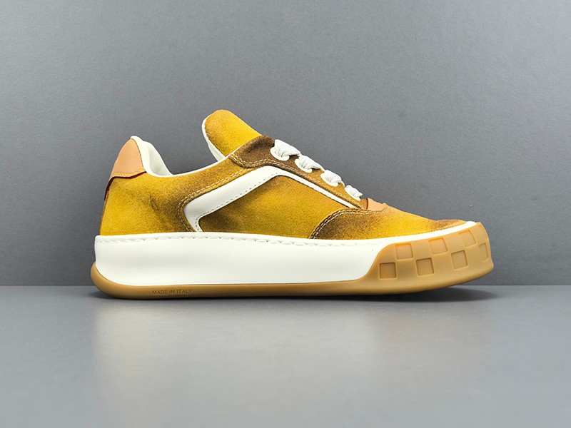 LV Tilted Sneaker 002