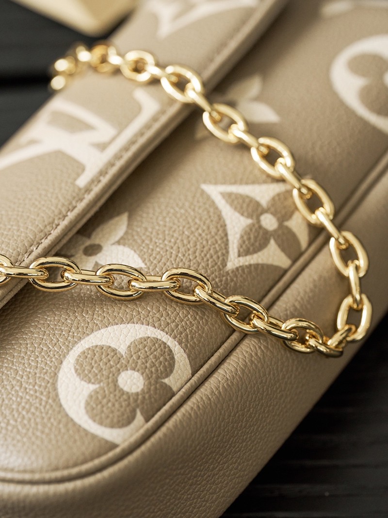 Wallet On Chain Ivy M82211