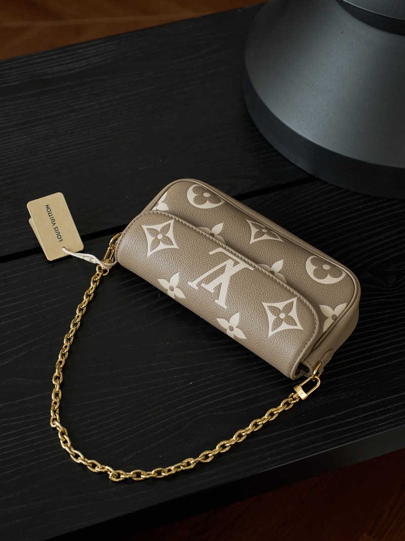 Wallet On Chain Ivy M82211