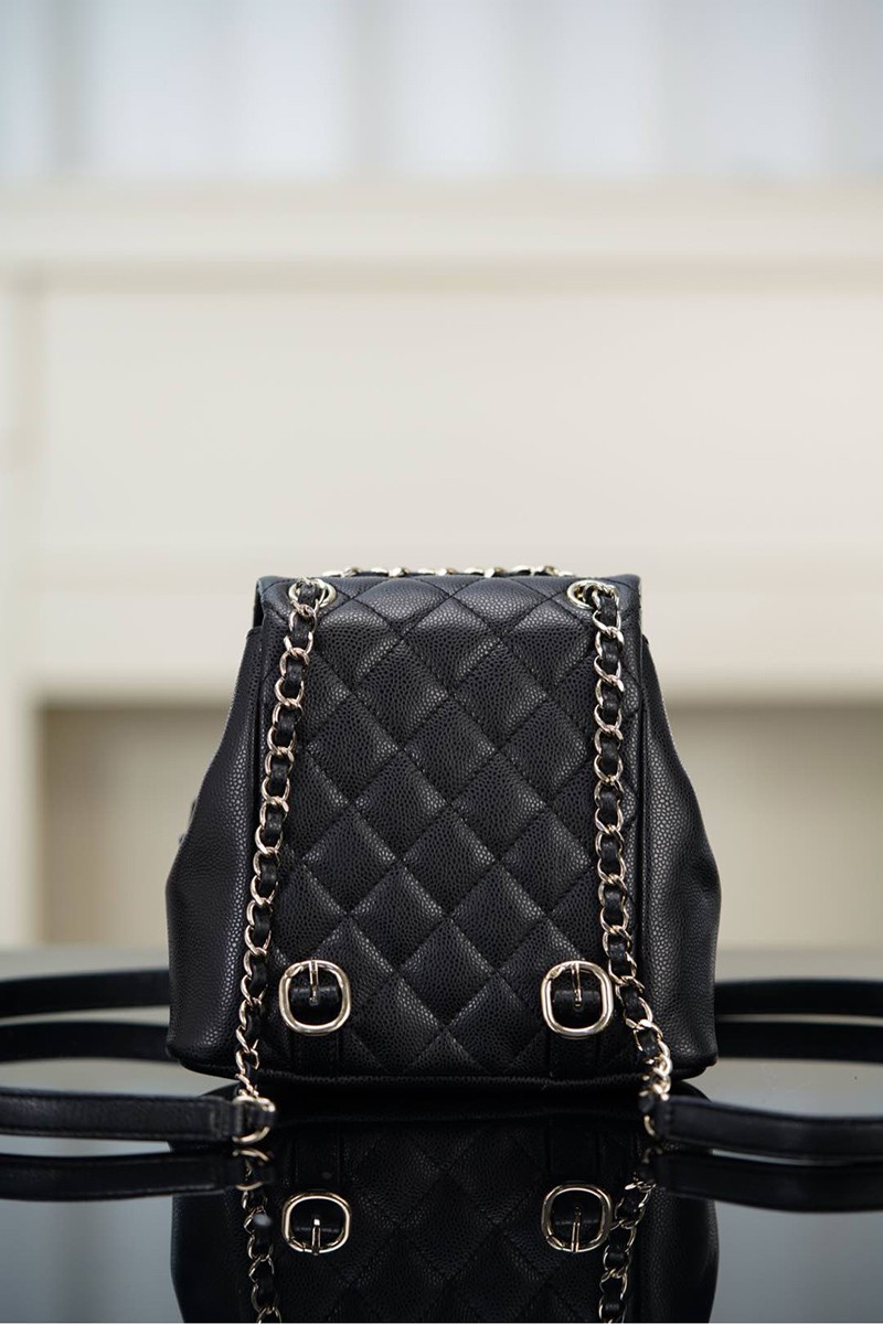 Chanel 23P Duma Mina Black