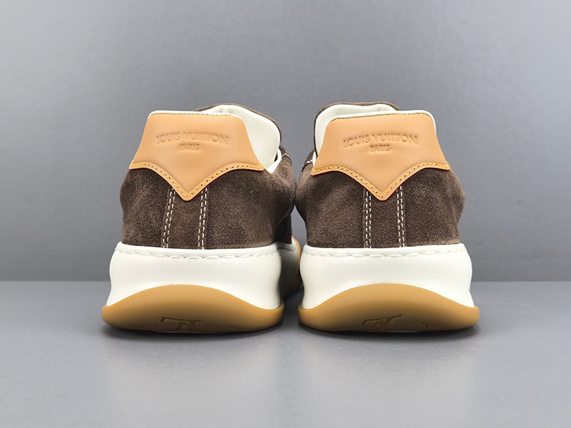 LV Tilted Sneaker 004