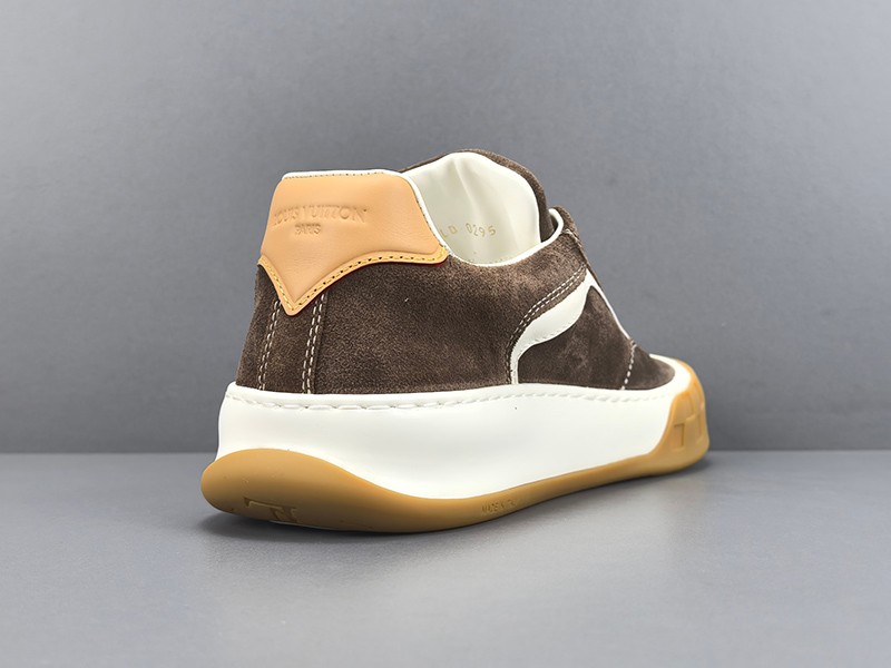 LV Tilted Sneaker 004