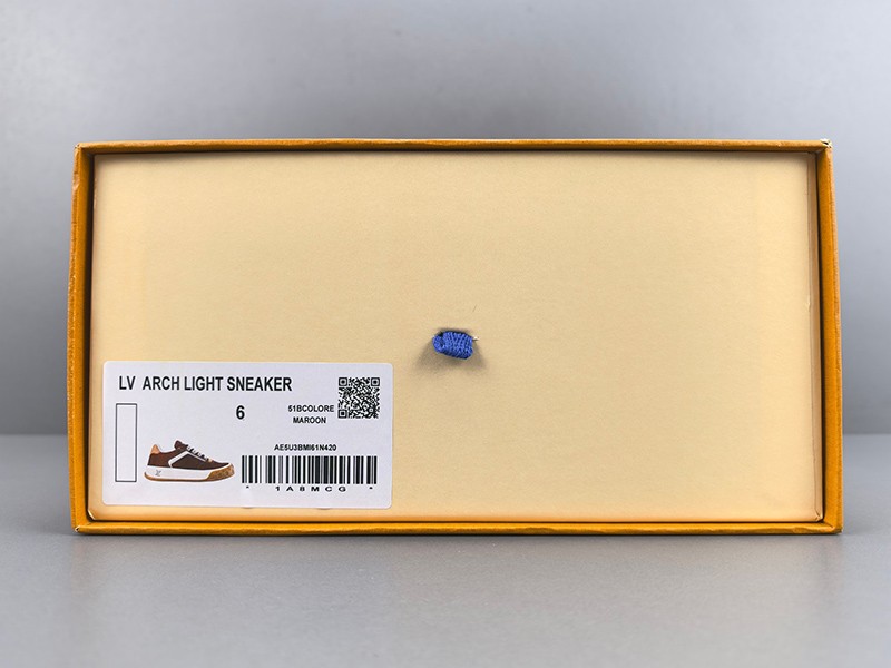 LV Tilted Sneaker 004