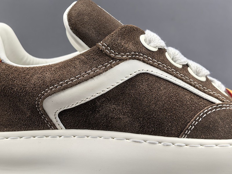 LV Tilted Sneaker 004