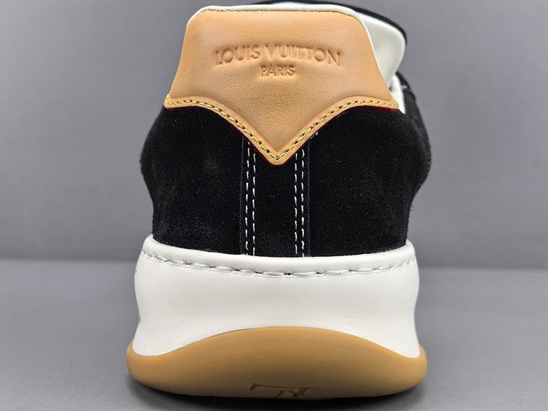 LV Tilted Sneaker 005