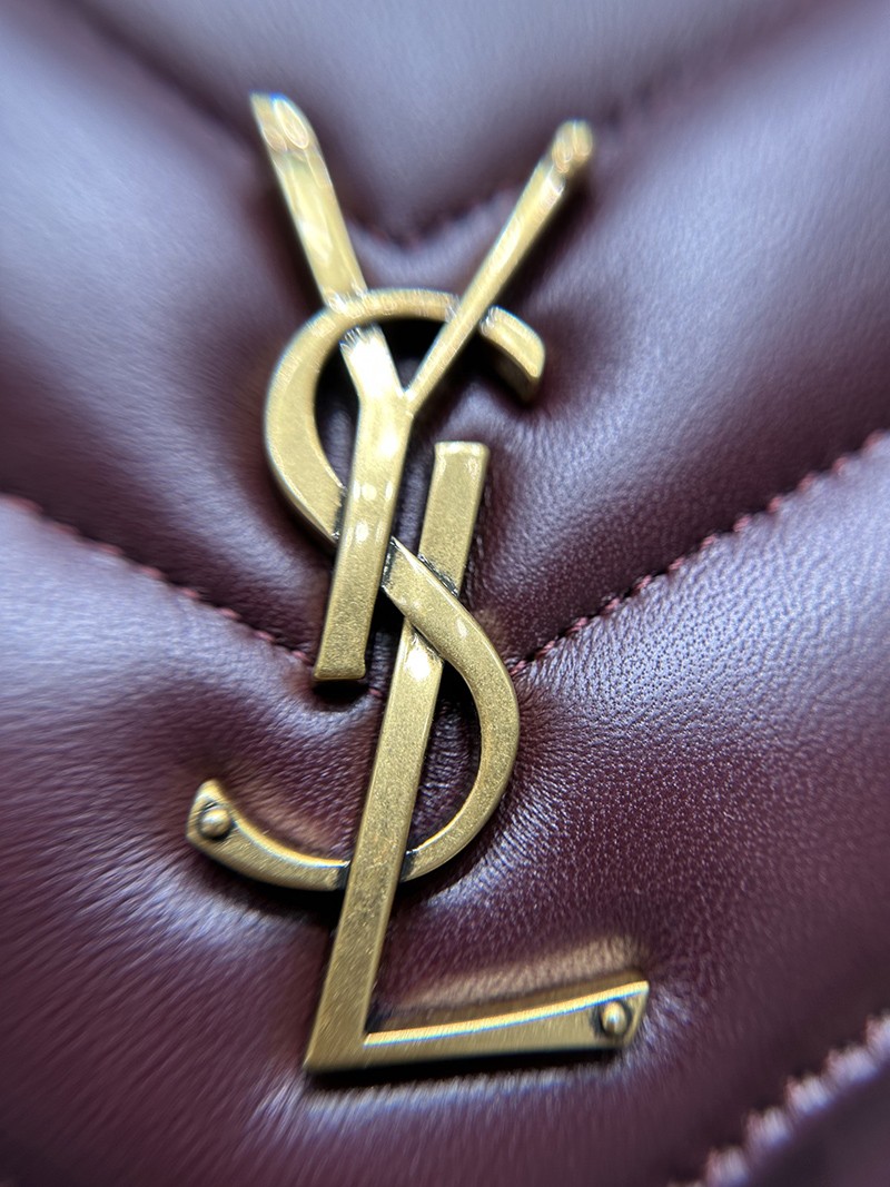 Loulou 24 Red 801437