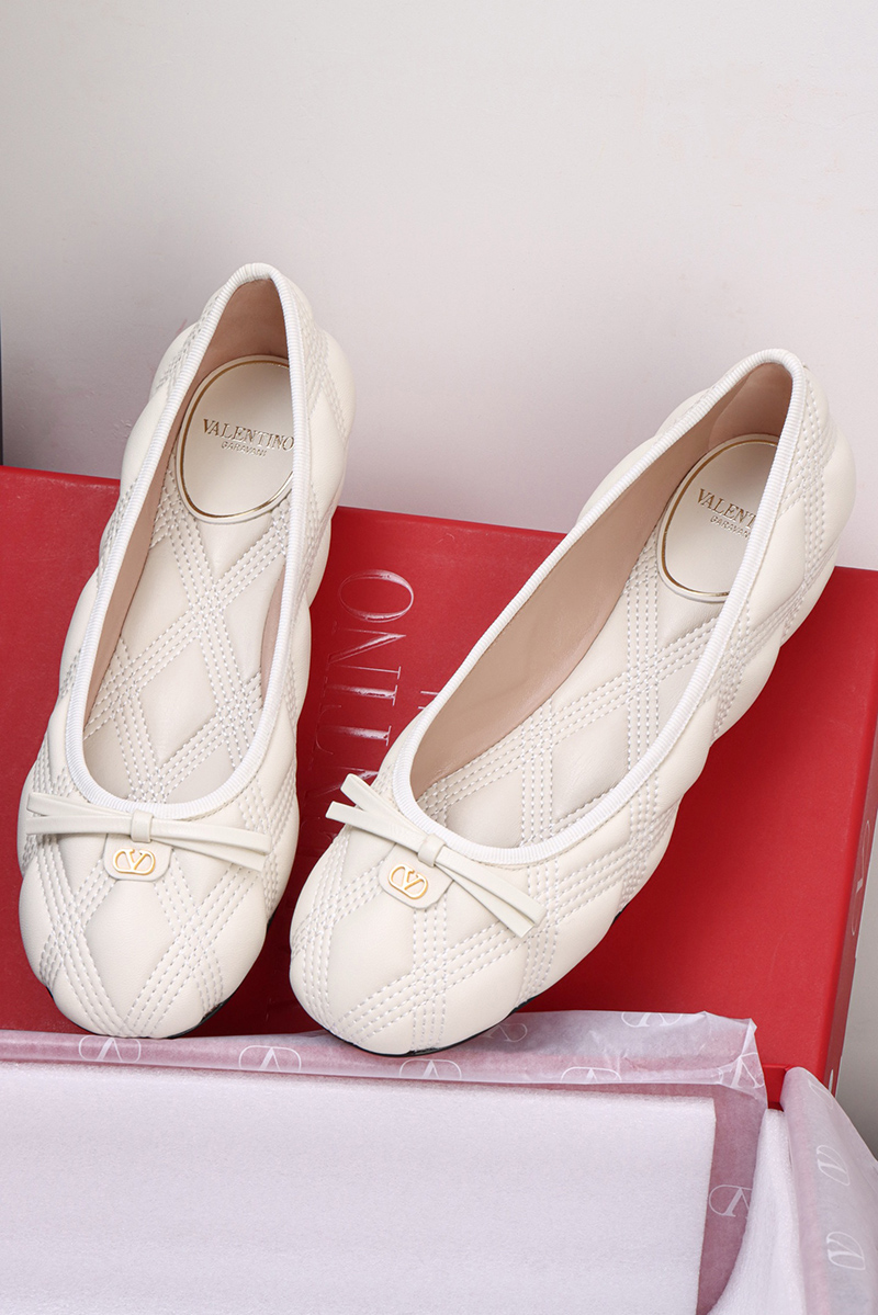 Valentino Flat Shoe 002